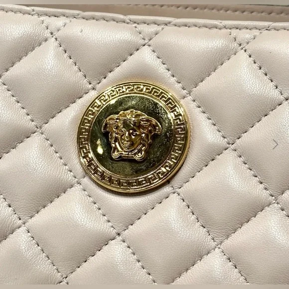 NEW VERSACE NAPPA SHOULDER BAG - Picture 8 of 14
